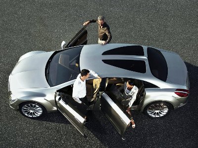 Mercedes-Benz F700 Concept 2007 (2).jpg